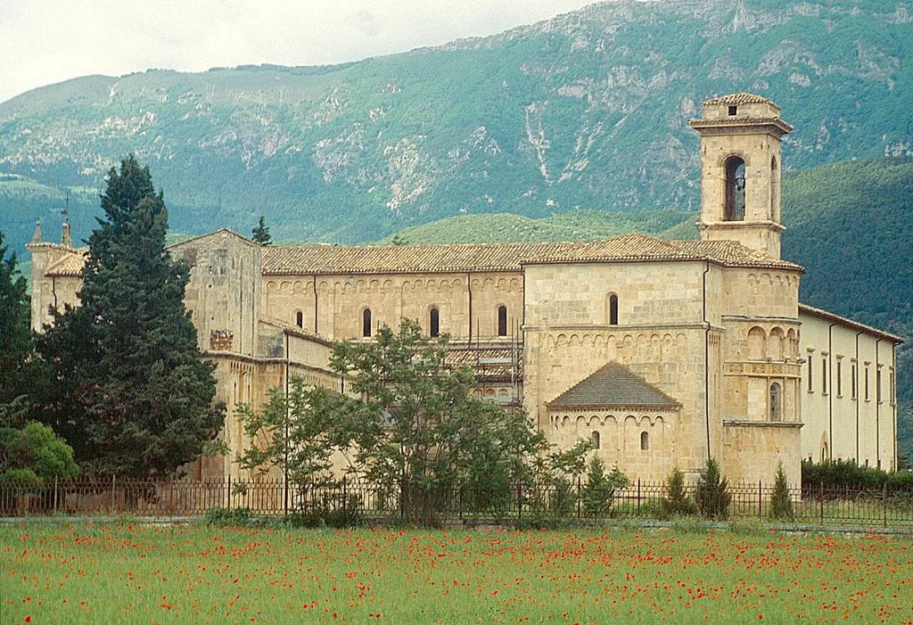 Corfinio: Basilica di San Pelino