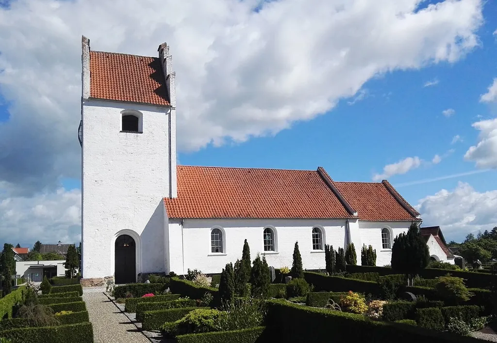 Hornbæk Kirke i Randers fra syd
