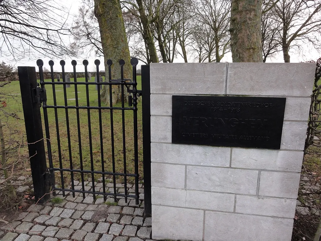Deutscher Soldatenfriedhof Verlinghem in Verlinghem.