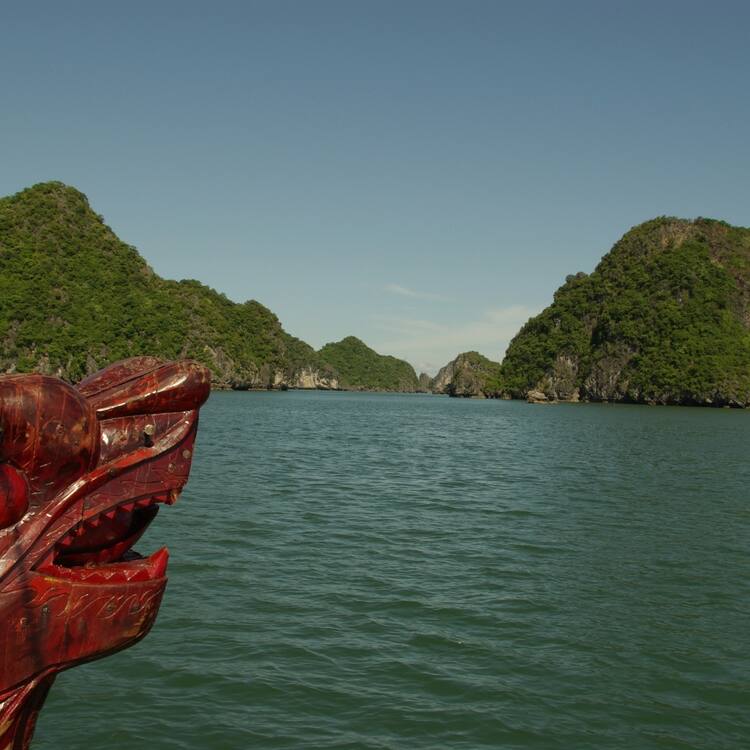 Ha Long Bay - Cat Ba Archipelago